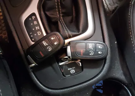 2018 Jeep Cherokee Latitude Plus 4X4 from USA, damaged, VIN 1C4PJMLB3JD579463